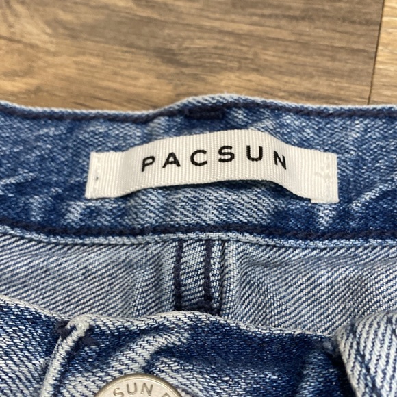 👖 PacSun Slim Taper 28 x 30 Distressed Jeans 👖 - Picture 2 of 5